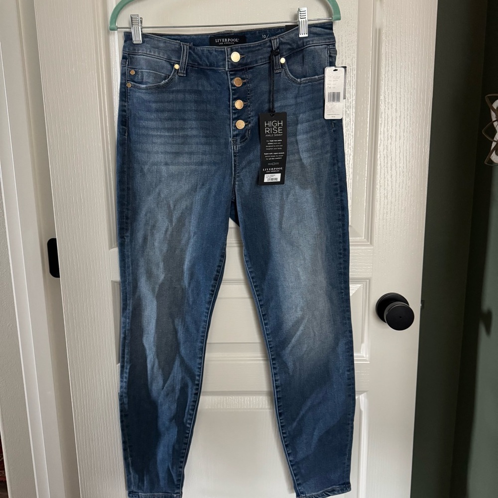 NWT LIVERPOOL Women's High Rise Blue Jeans
